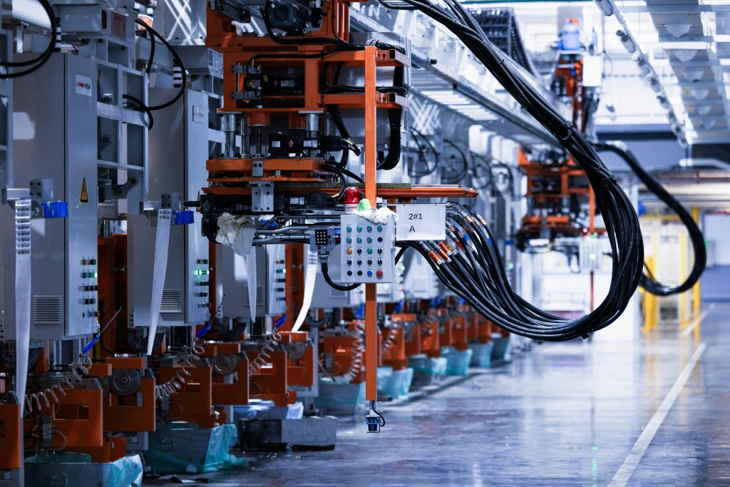 5 Eksen CNC Makinelerinin Avantajları ve Uygulama Alanları